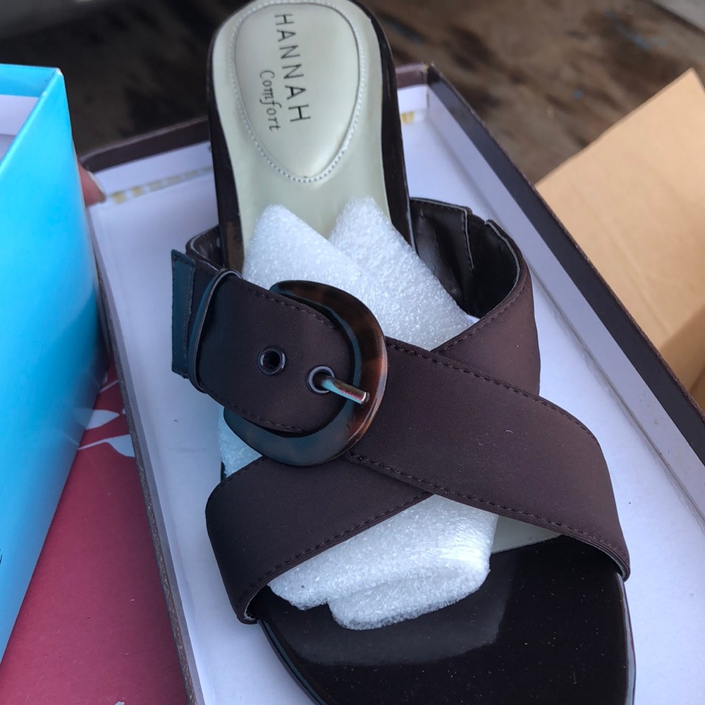 Brown ladies sandal